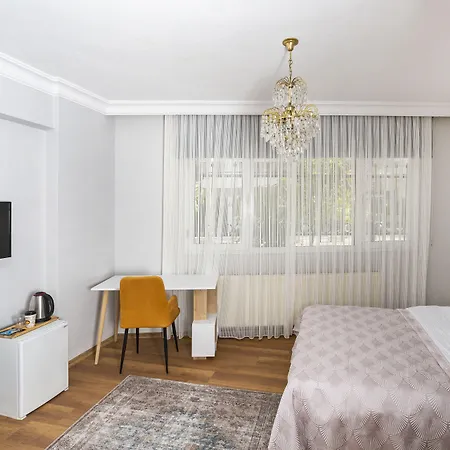 8 House Ξενοδοχείο *