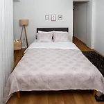 8 House *