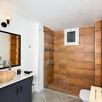 8 House