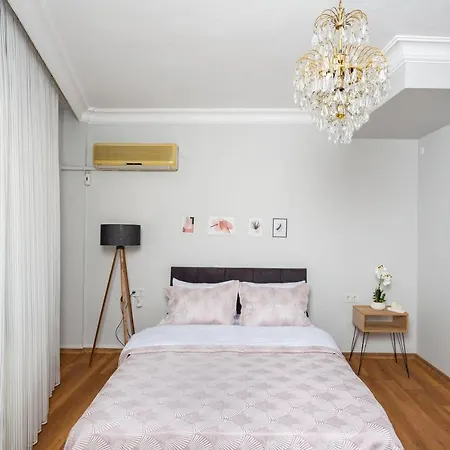 Отель 8 House Balcova