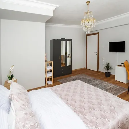 8 House * Balçova