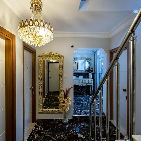 8 House Balçova
