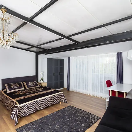 8 House Hotel Balçova