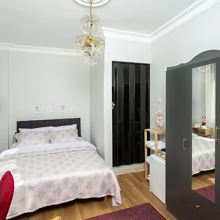 Hotel 8 House Balçova