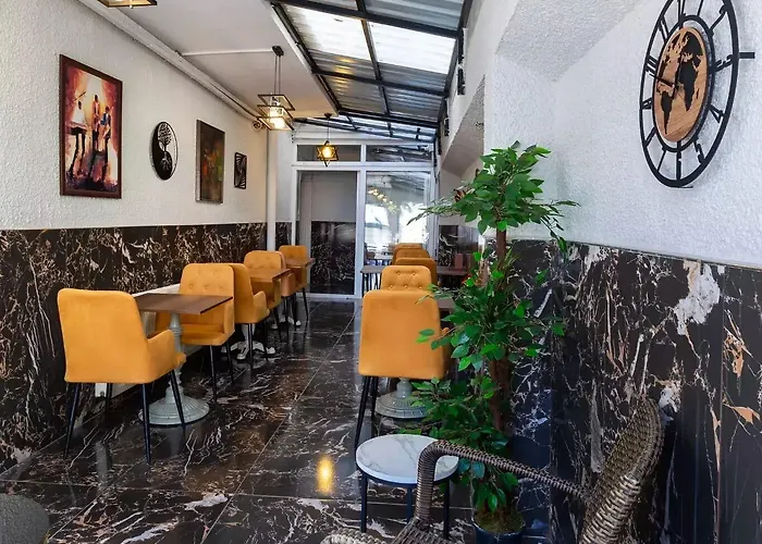 Hotel 8 House Balçova